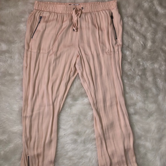 Jennifer Lopez Satin Pants - Picture 1 of 4